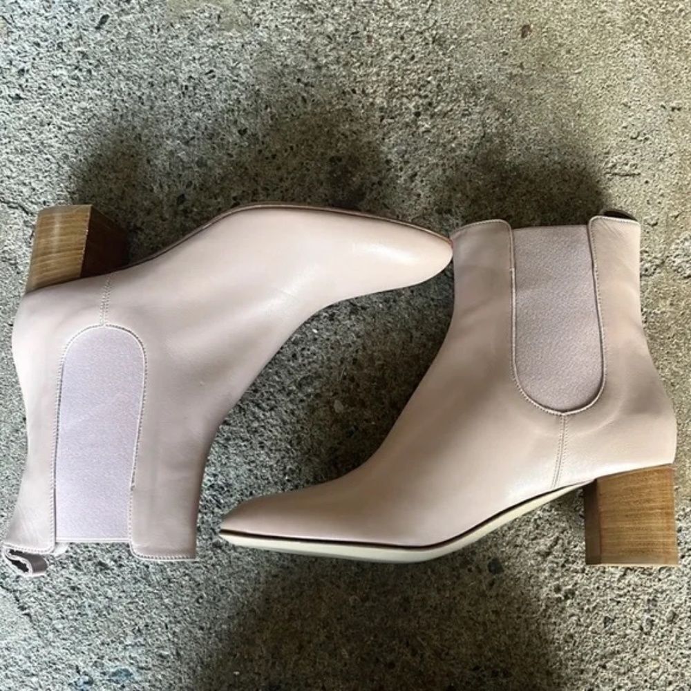 New Kahmune Mila Leather Bootie Size 10